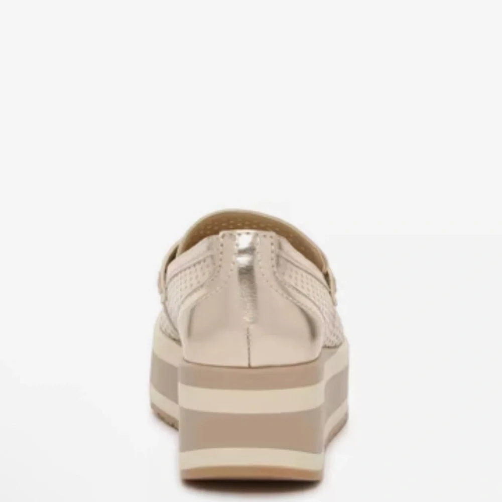 Dolce Vita Janine Gold Platform Loafers MSRP $155